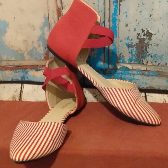 Maurices Shoes - 🔴 Maurices red /white flats